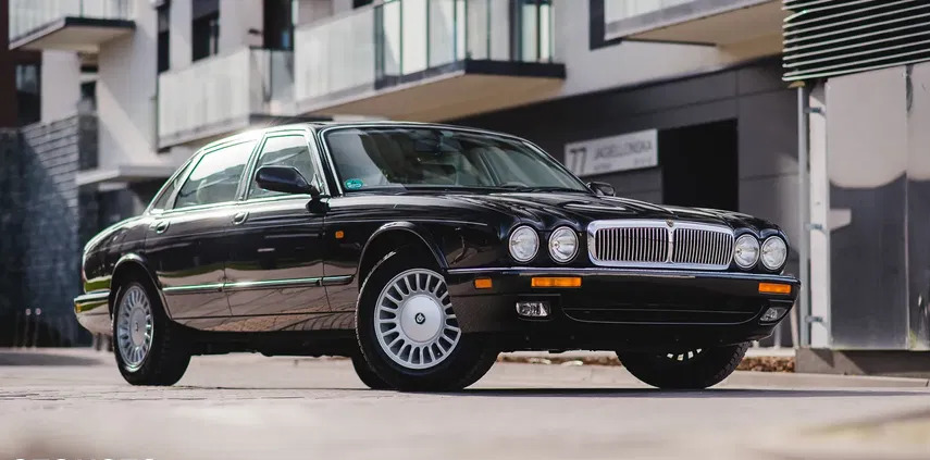 jaguar xj mazowieckie Jaguar XJ cena 55000 przebieg: 160000, rok produkcji 1997 z Łomianki